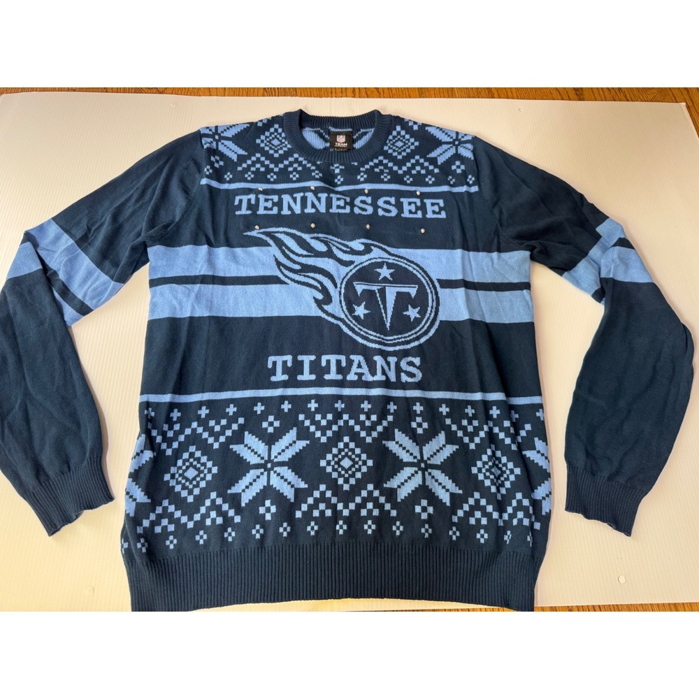 NFL Team Apparel Tennessee Titans Light Up Holiday Sweater Mens Large Navy Blue